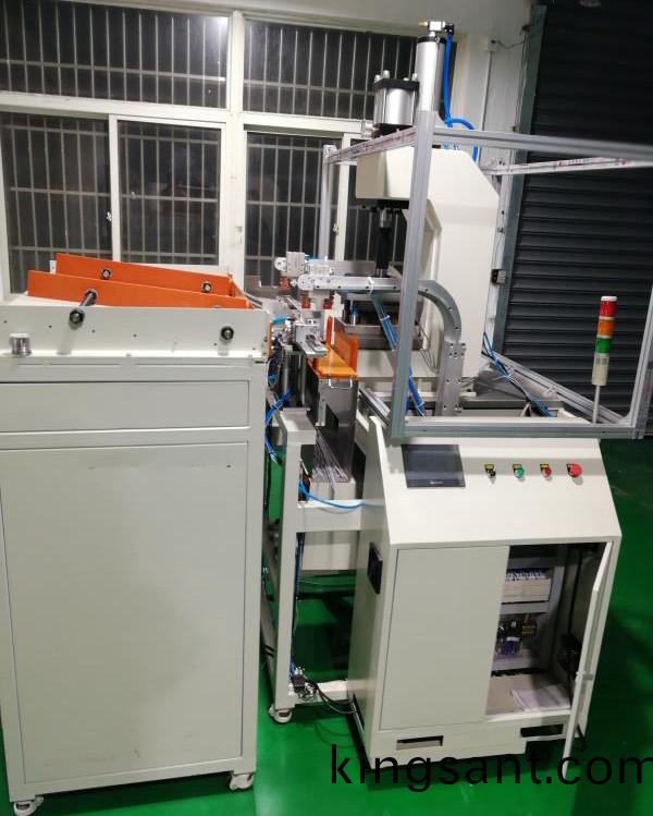 汽車天線自動上(shang)下料衝壓(ya)機